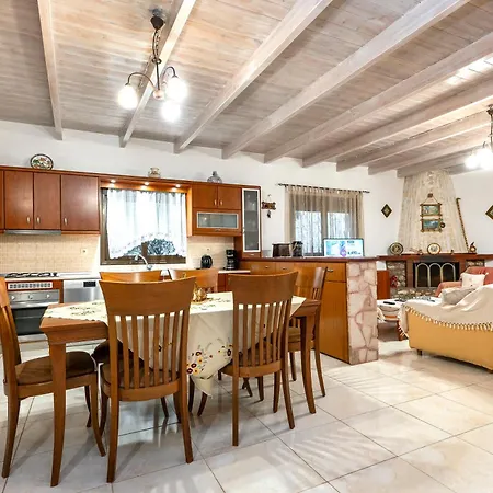 Rafaela Koskinou (Rhodes)